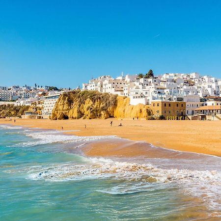 Апартаменти Albufeira Crystal By Homing Екстер'єр фото